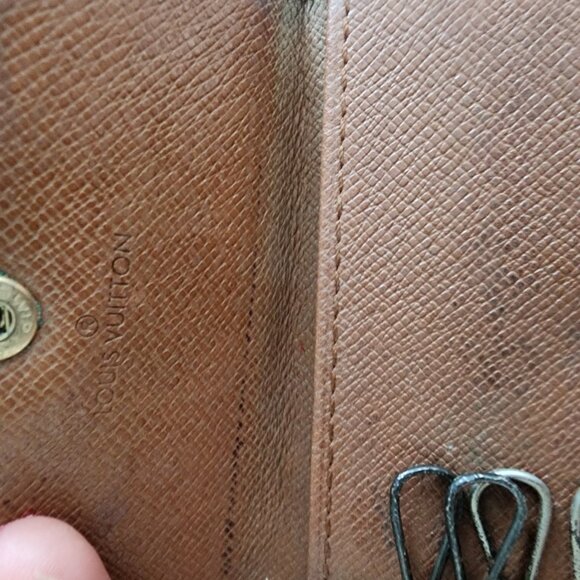 1990s Louis Vuitton 4 Ring Key Case Key Holder Monogram 4" x 2" RA1910 France - Picture 6 of 10